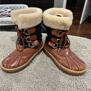 Tory Burch, snow boots size 7